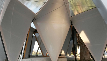 Narda Beunders 'L'Abri: A Roof for Humanity'
